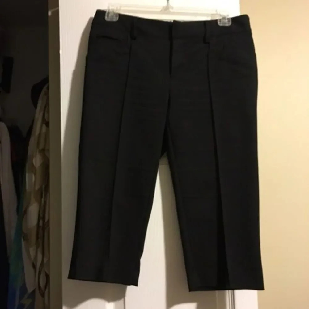 Inc classy shorts - Picture 3 of 3